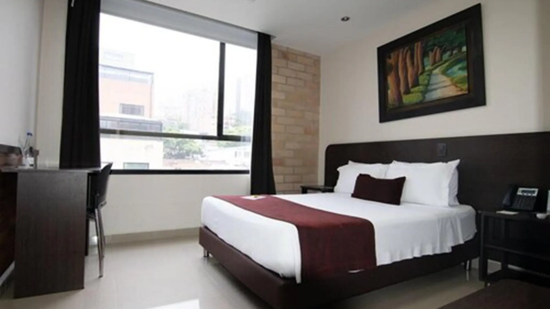 Hotel Acqua Medellin 3*,  Colombia