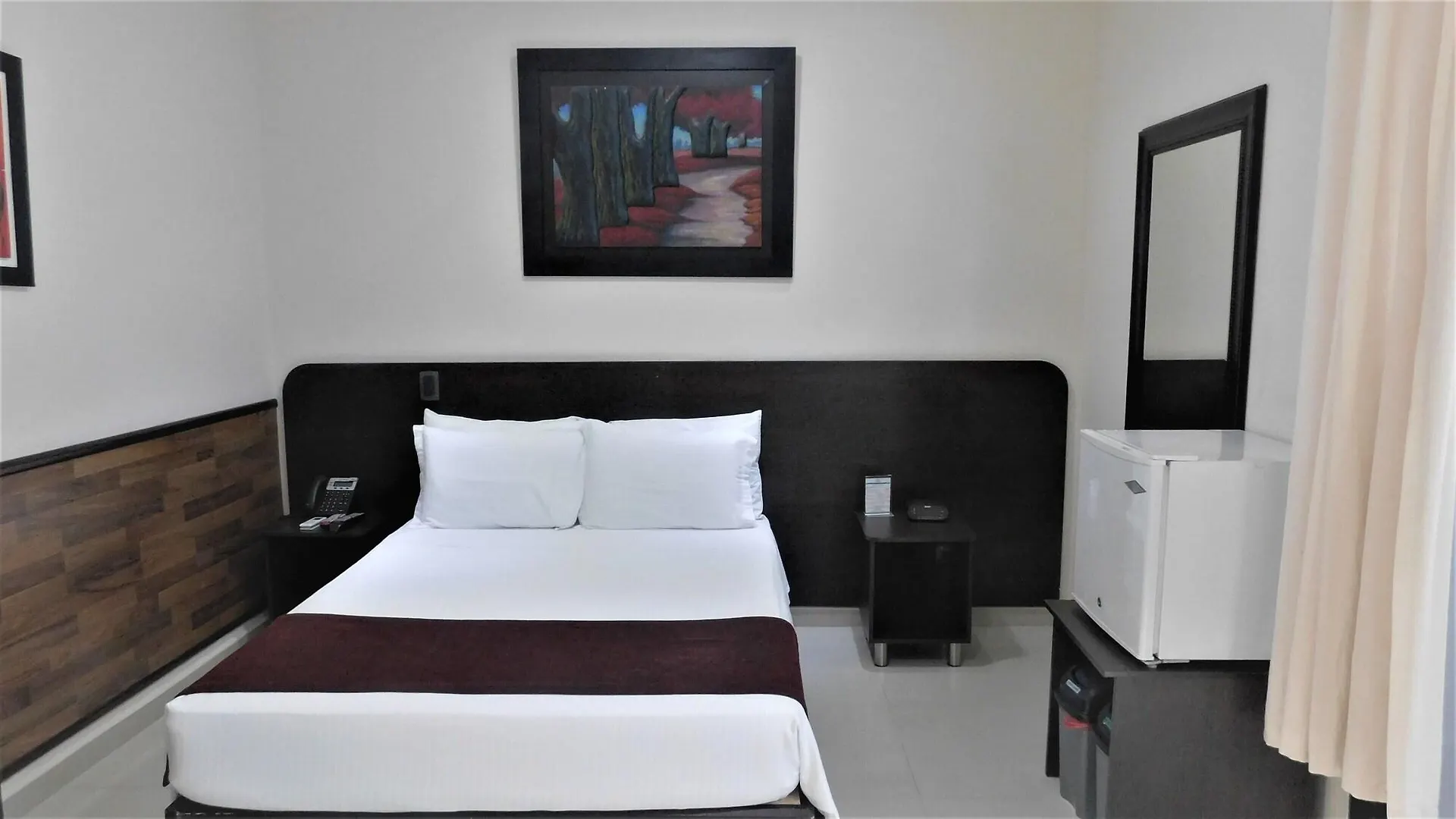 ***  Hotel Acqua Medellin Colombia